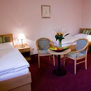 Castle Hotell