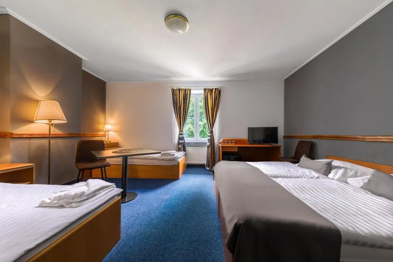 Prague Hotel Carl Inn Restaurant & Free Parking Czech Republic
